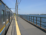 �H�ƒn�т̐^�񒆁B�����͊C�ŉY�@�B�e�n���ߌ����E�C�ŉY�w